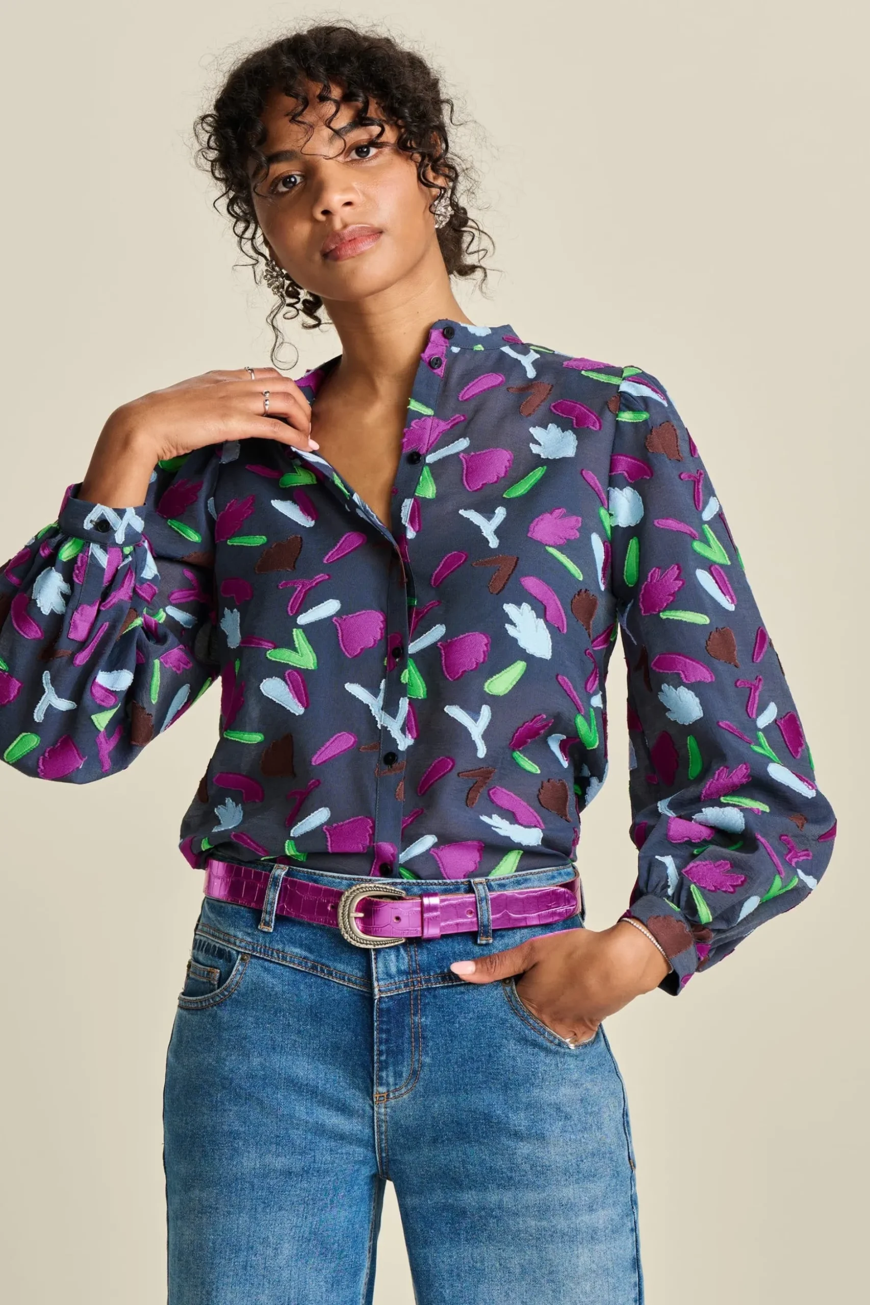 blouse_featherfest_blue_0.webp POM Amsterdam BLOUSE Featherfest Blue | Blouses