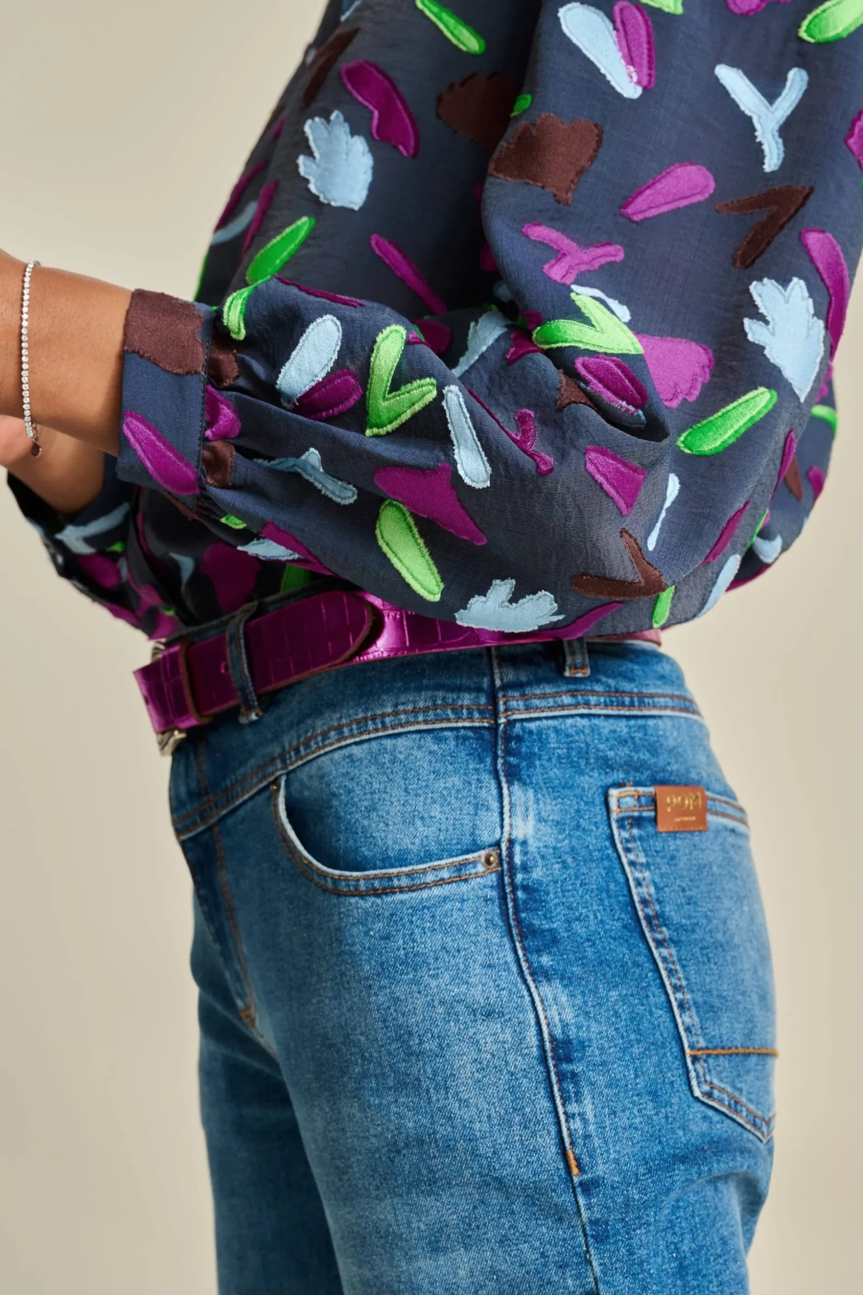 blouse_featherfest_blue_4.webp POM Amsterdam BLOUSE Featherfest Blue | Blouses