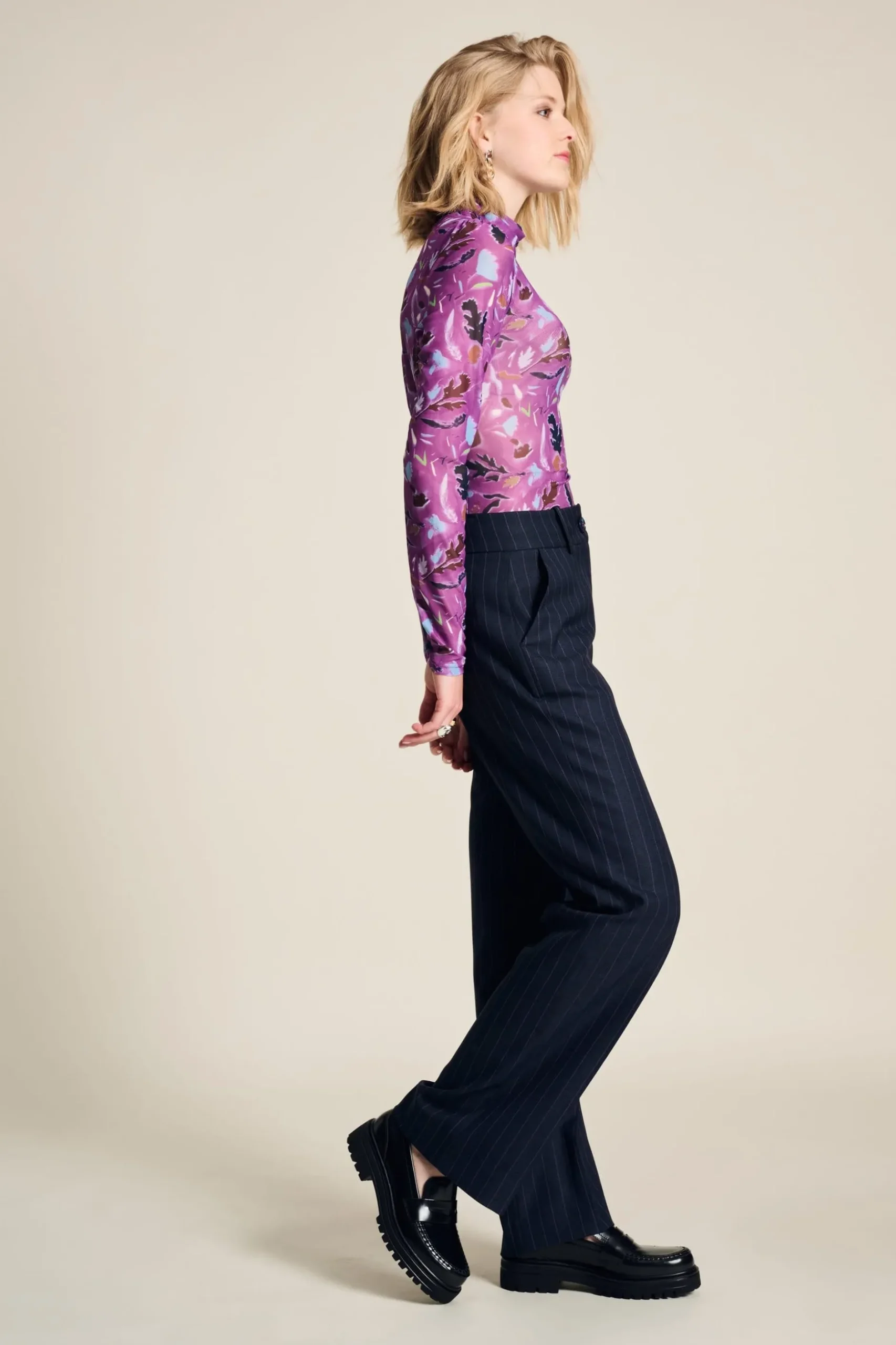 broek_striped_midnight_blue_4.webp POM Amsterdam BROEK Striped | Suits | Broeken