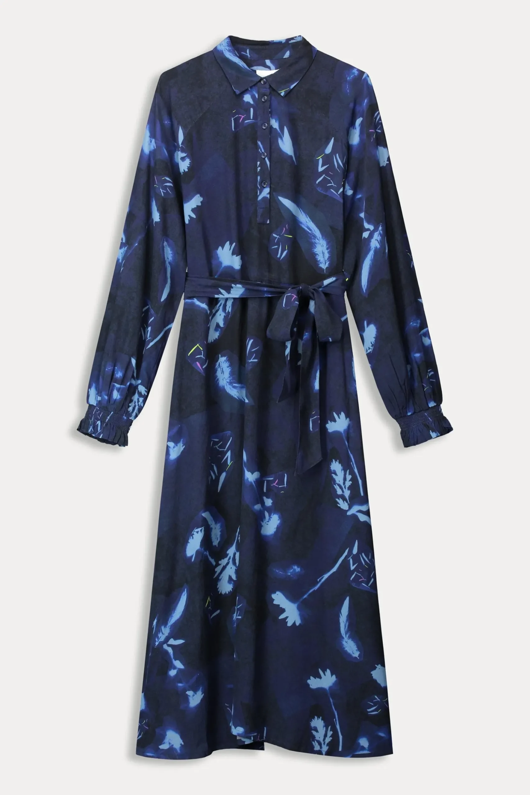 jurk_feathers_and_floral_blue_1.webp POM Amsterdam JURK Blue | Jurken