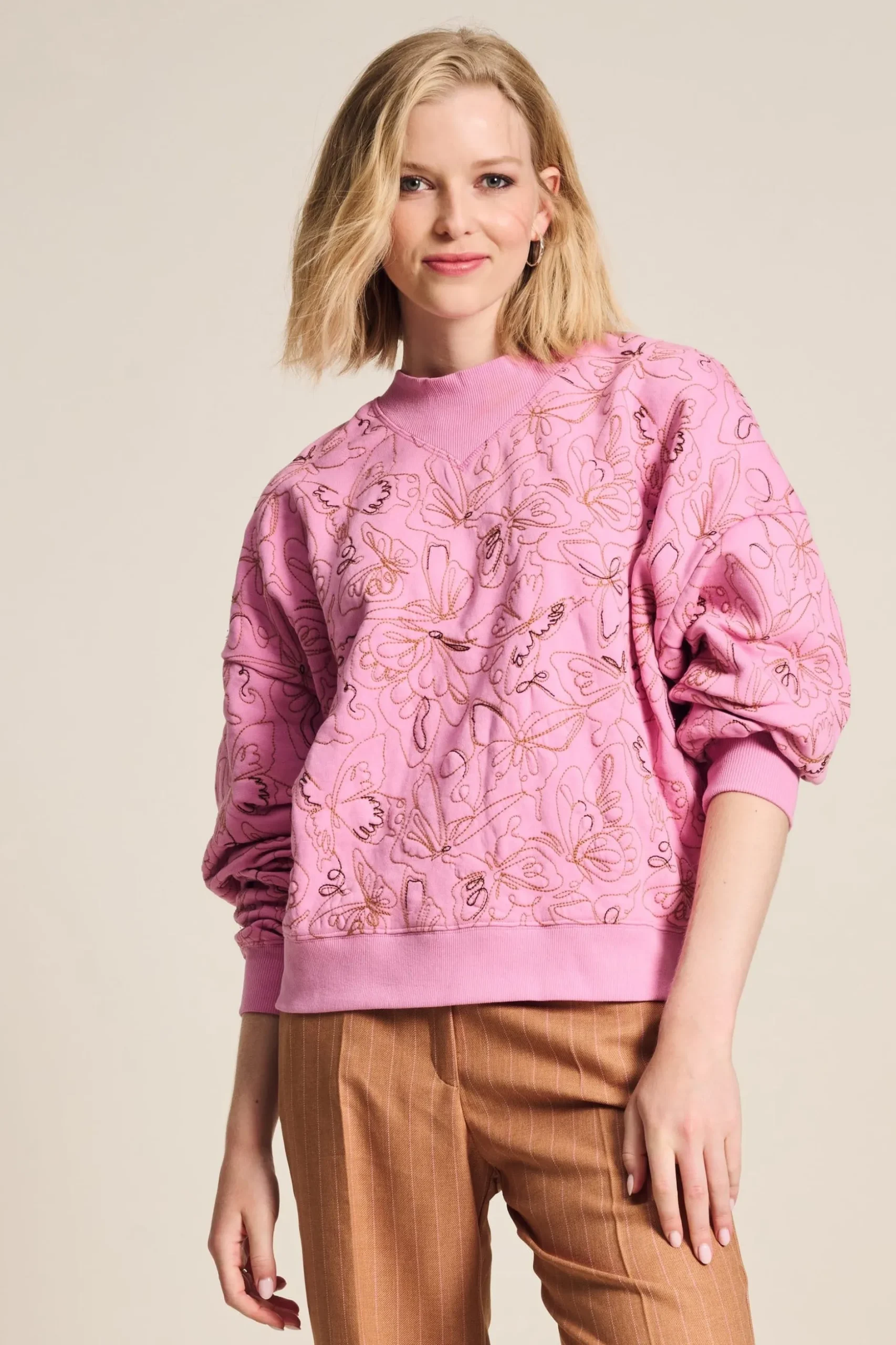 sweater_butterfly_rose_pink_0.webp POM Amsterdam SWEATER | Truien & Vesten