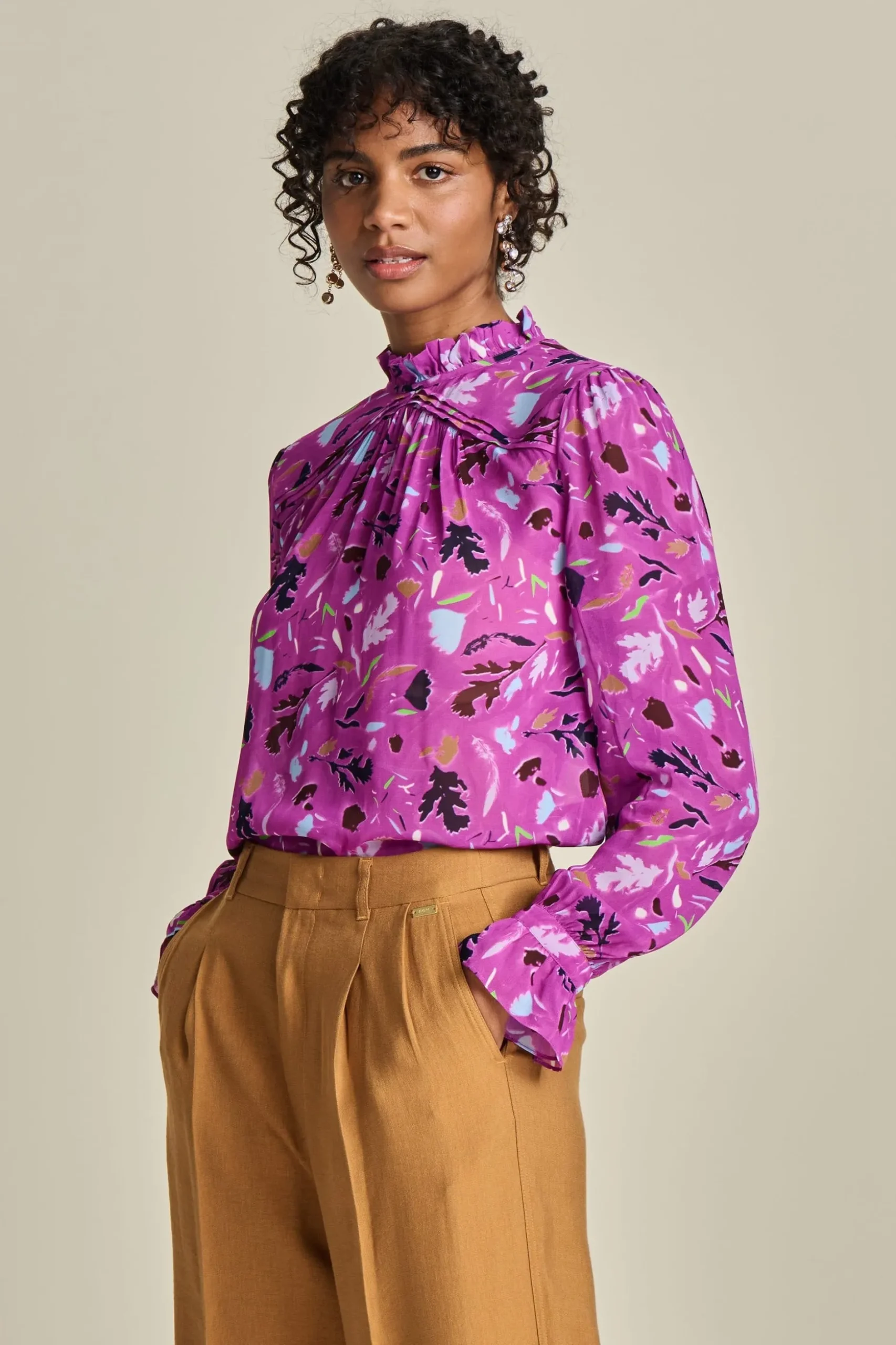 top_featherfest_cactus_pink_2.webp POM Amsterdam TOP | Tops & Turtlenecks