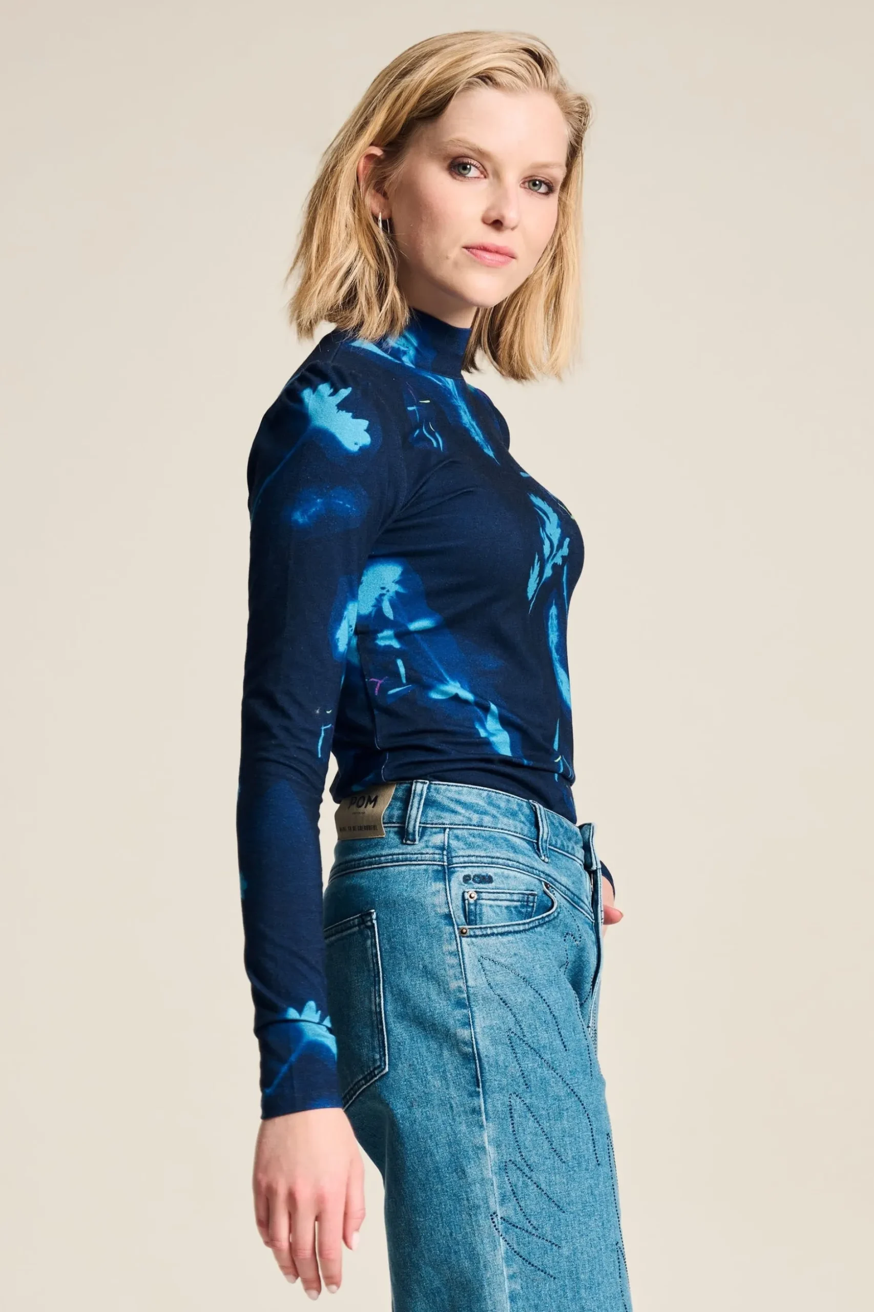turtleneck_feathers_and_florals_4.webp POM Amsterdam TURTLENECK | Tops & Turtlenecks