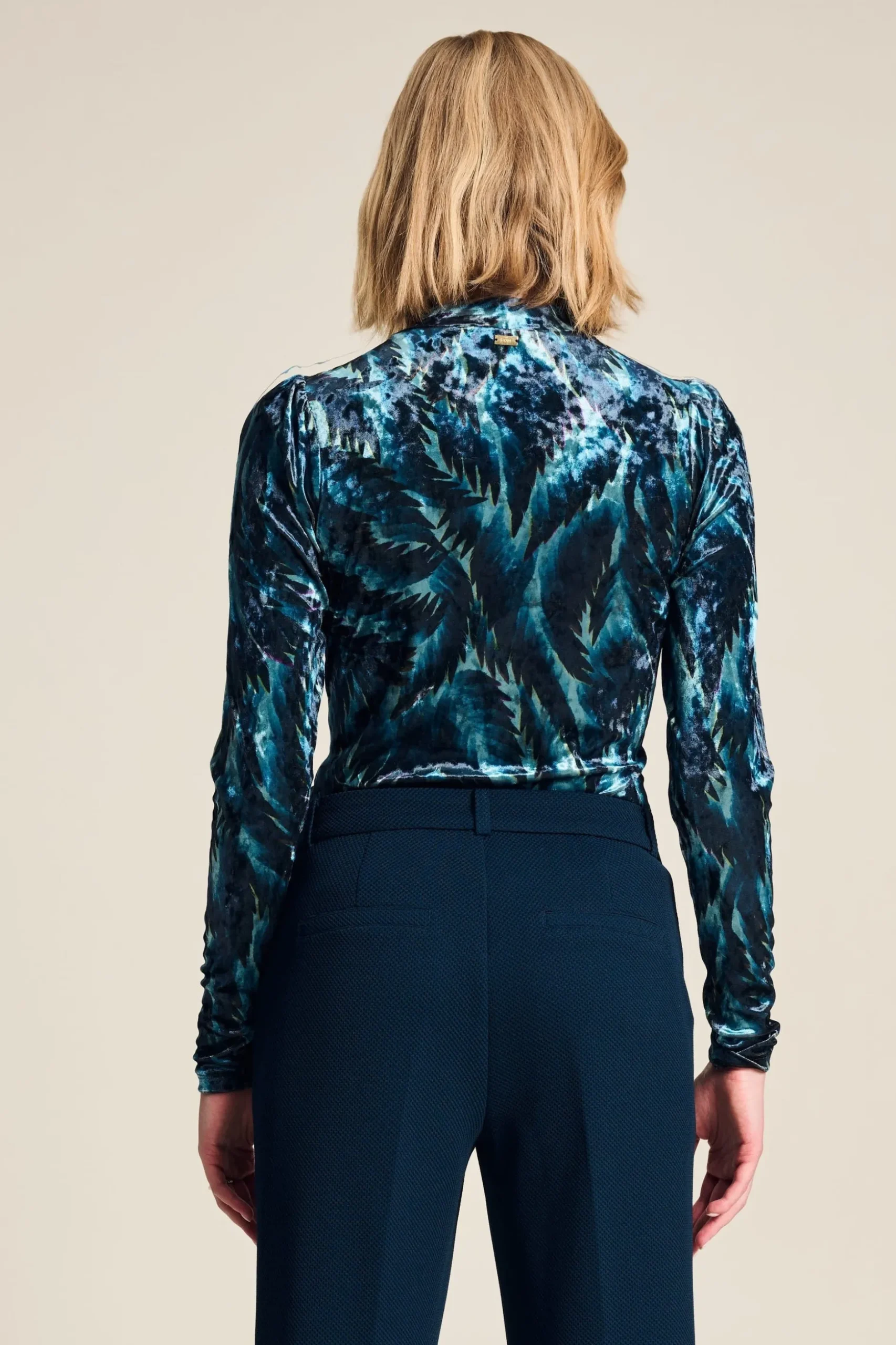 turtleneck_feathers_blue_3.webp POM Amsterdam TURTLENECK | Tops & Turtlenecks